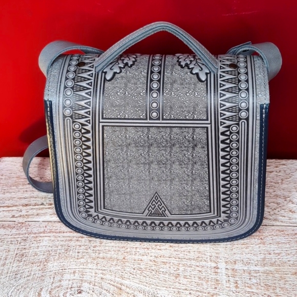 Genuine Leather Beautiful Hand Tooled Gray Black Crossbody Western Boho Bag - Picture 7 of 16
